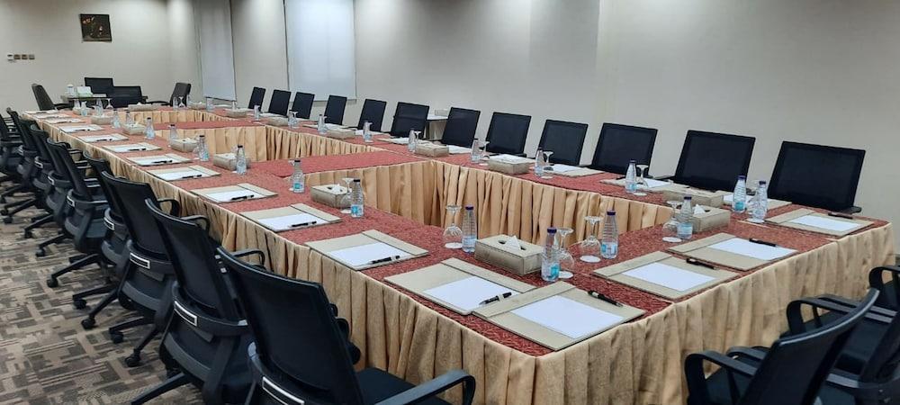 Hayat Al Riyadh Hotel Bagian luar foto